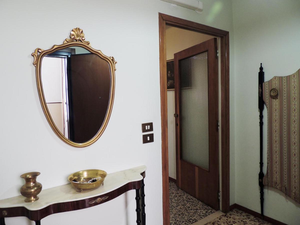 Ferienwohnung Residenza Parco Ducale Parma Exterior foto