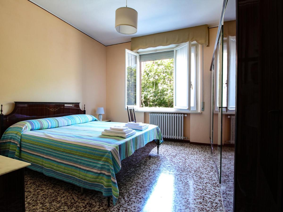 Ferienwohnung Residenza Parco Ducale Parma Exterior foto